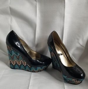 Steve Madden Black Patent Wedge